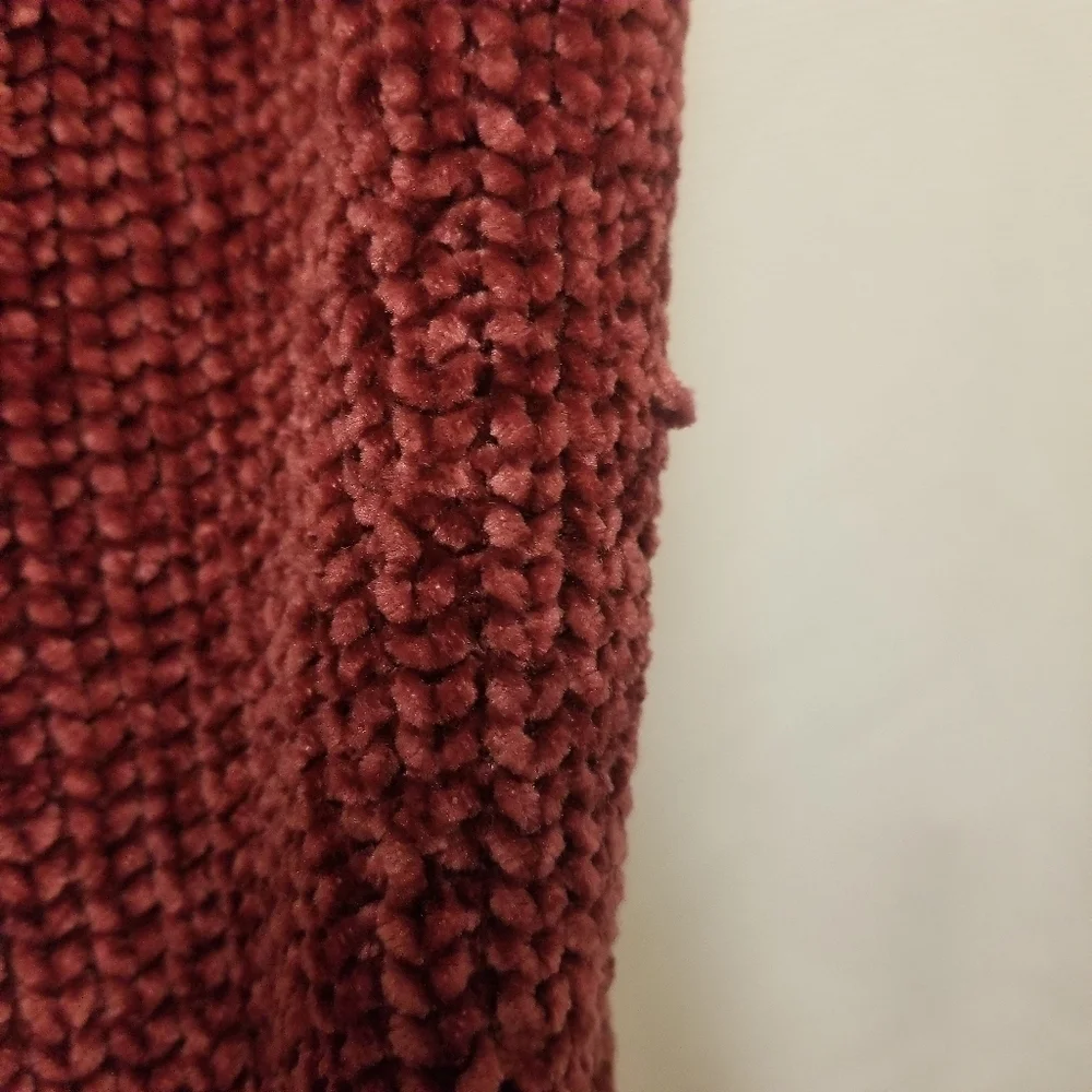 Urban Outfitters Cozy Crop Sweater - Picture 5 of 7